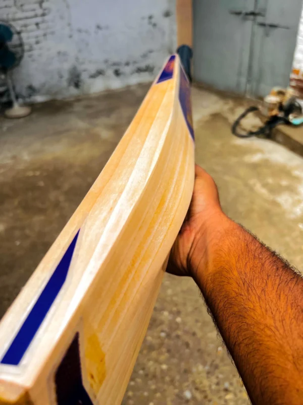 U&U Sports Elite Willow Edition A Grade English Willow Cricket Bat - Unmatched Performance & Durability - Image 3
