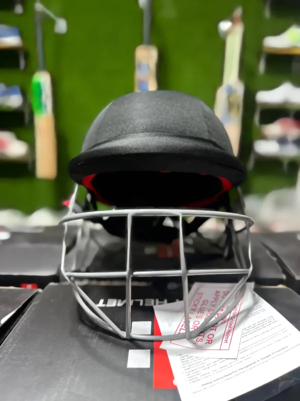 Gray-Nicolls Ultimate 360 Pro Cricket Helmet – Top Quality for Cricket Enthusiasts - Image 14