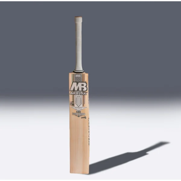 MB Malik Umz Elite Edition English Willow Cricket Bat - Elevate Your Game with Top-Quality Craftsmanship - Image 2